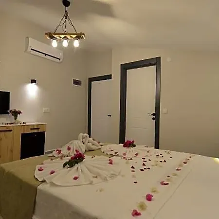 Trakheia Hotel